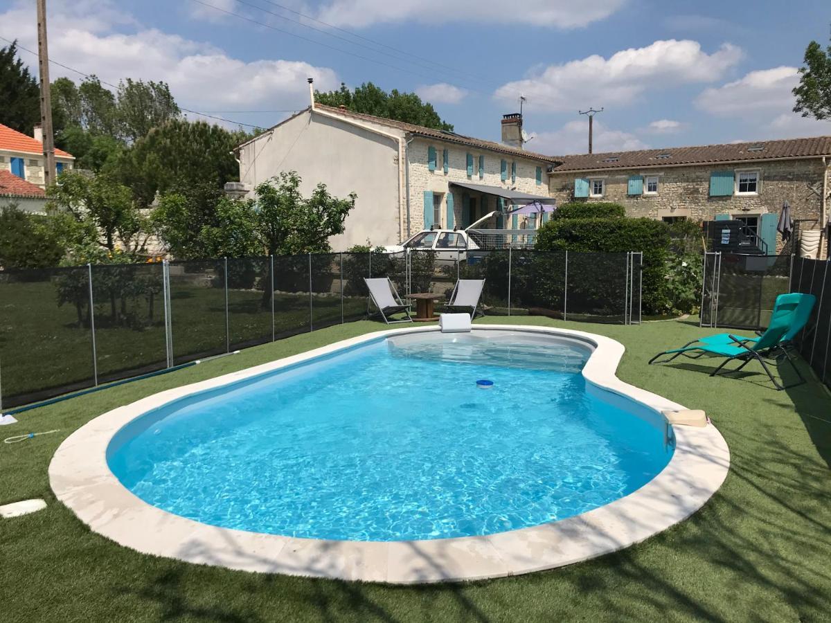 L Abricotier Villa Saint-Crepin  Luaran gambar